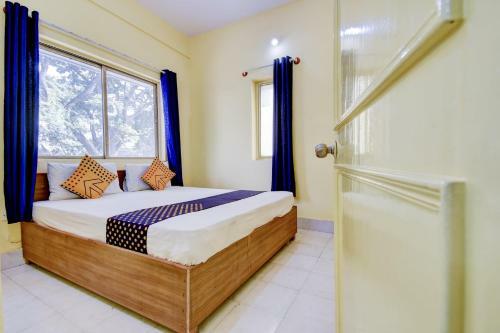 Hotel Spot On 76963 Crystal Homes