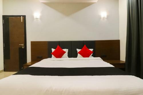 Hotel Capital O 28650 Nikhil Regency