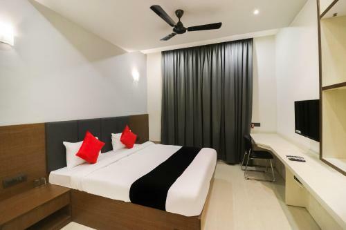 Hotel Capital O 28650 Nikhil Regency
