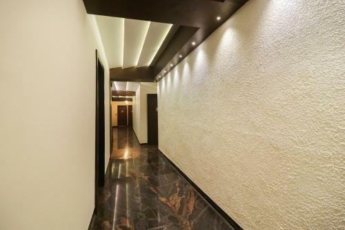 Hotel Capital O 28650 Nikhil Regency