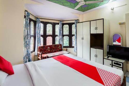 Hotel Oyo 49674 Akash Resort