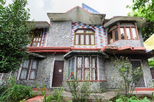 Hotel Oyo 49674 Akash Resort