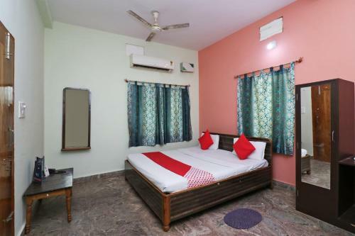 Oyo 19111 Hotel Moonlight Premium