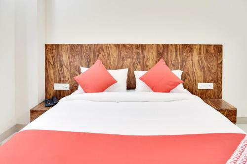 Oyo 40146 Hotel Continental