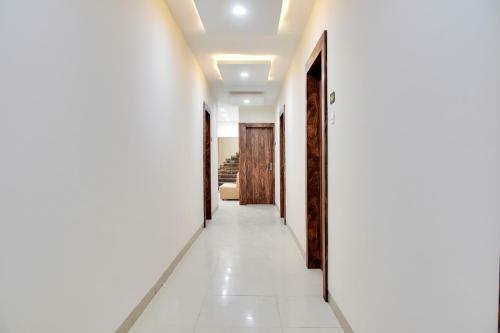 Oyo 40146 Hotel Continental