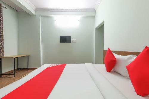 Oyo 47603 Hotel Sandalwood Vibes