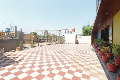 Capital O 30234 Hotel Shri Sai Amrit