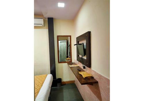Hotel Sai Leela Residency-andheri