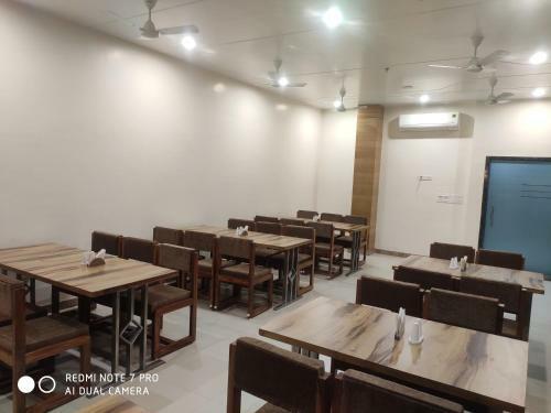 Hotel Shree Shyam International