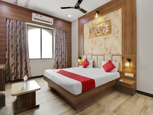 Hotel Oyo Mum2165 Golden Star