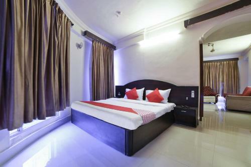 Hotel Oyo 15229 Radhe Residency