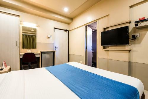 Hotel Collection O 561 Marol Naka Metro Station