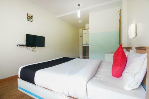 Capital O75414 Hotel Dream Residency