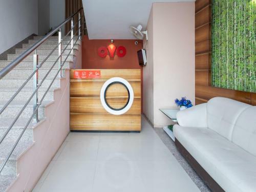 Oyo Flagship 76944 Hotel Phoenix