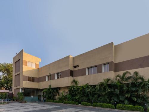 Oyo Flagship 76944 Hotel Phoenix
