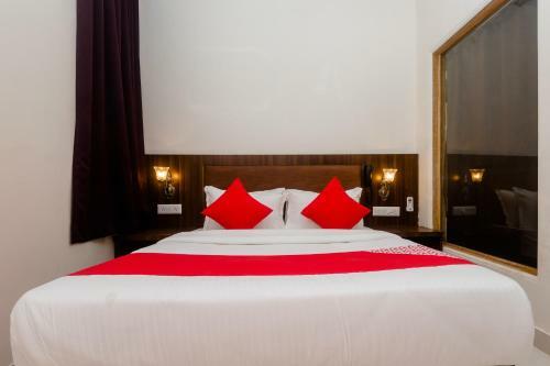Hotel Oyo 24293 Amana International