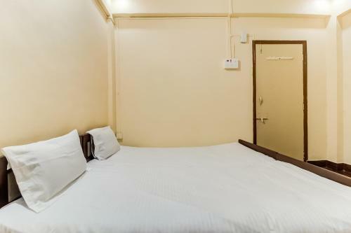 Hotel Spot On 45283 New Ushakal Lodging & Boarding
