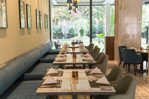 Hotel Radisson Blu Mumbai International Airport