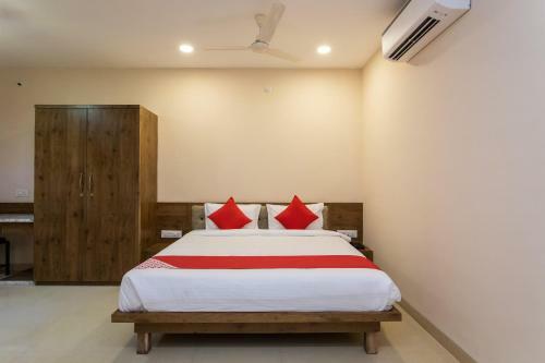 Oyo 78089 Hotel Royal Heritages