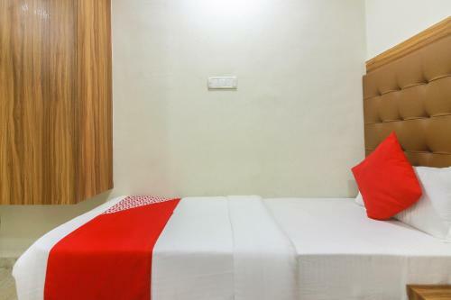 Hotel Oyo 74718 Decent Guest House