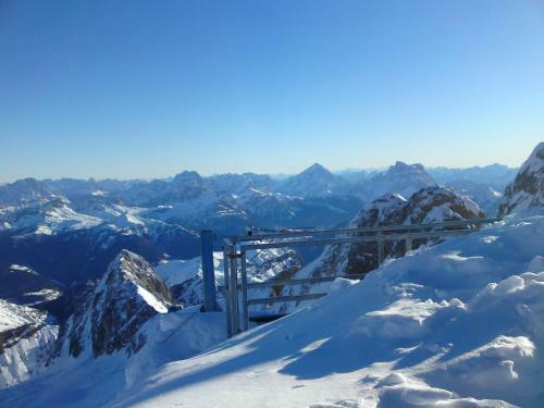 Hostal Rifugio Fedaia