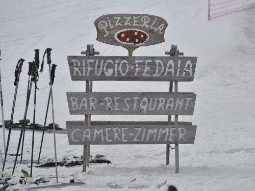 Hostal Rifugio Fedaia