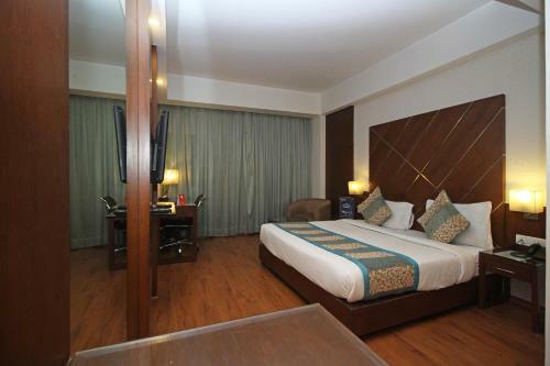 Oyo 23472 Tsi Hotels