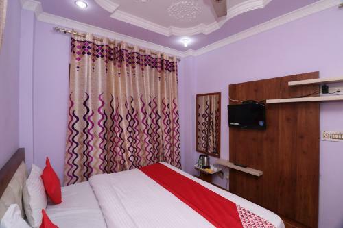 Hotel Oyo 18875 Vindhyavasini Palace
