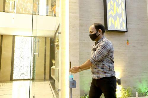 Hotel Grand Girdhar