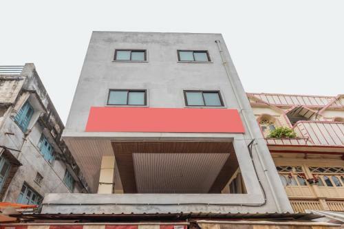 Oyo 47033 Hotel Krishna