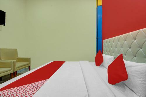 Oyo 77381 Hotel Gg Farms