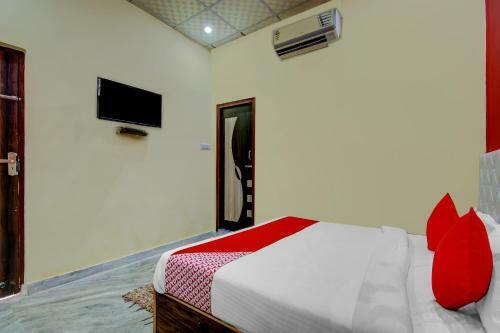Oyo 77381 Hotel Gg Farms