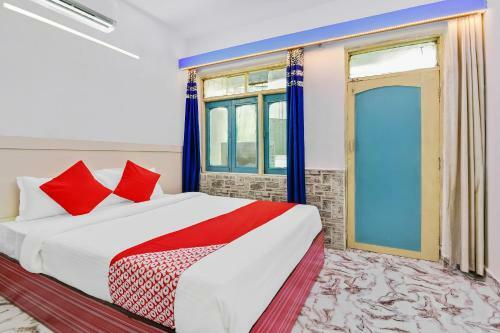 Oyo 6302 Hotel Shivtara