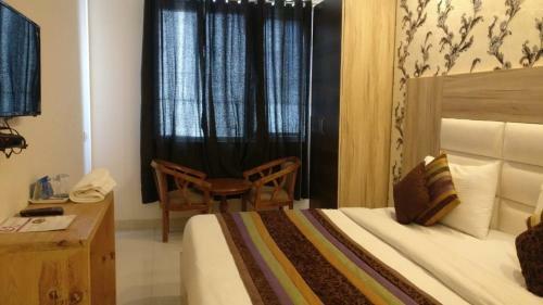 Mega Hotels