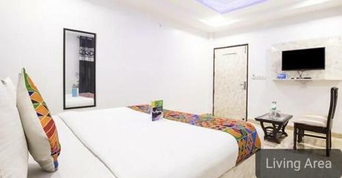 Mega Hotels