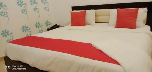 Mega Hotels
