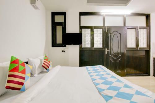 Hostal Oyo Home 65301 Livin Home Stay