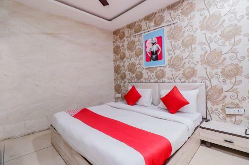Hotel Oyo 67256 Shri Radhey Kunj