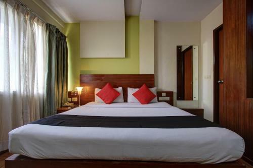 Hotel Capital O 75127 The Grand Jaycee