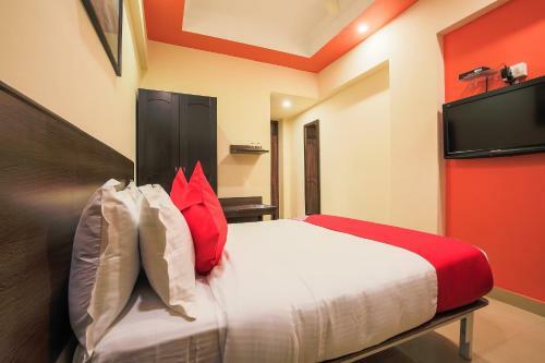 Oyo Flagship 76609 Shiv Hotel Sector 33 Begampur