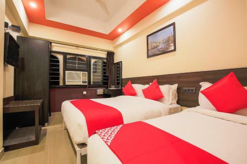 Oyo Flagship 76609 Shiv Hotel Sector 33 Begampur