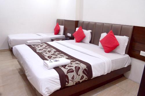 Hotel Bella 69 At Rk Ashram Metro Station