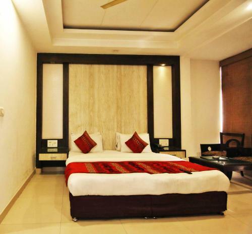 Hotel Baba Deluxe - New Delhi Railway Station