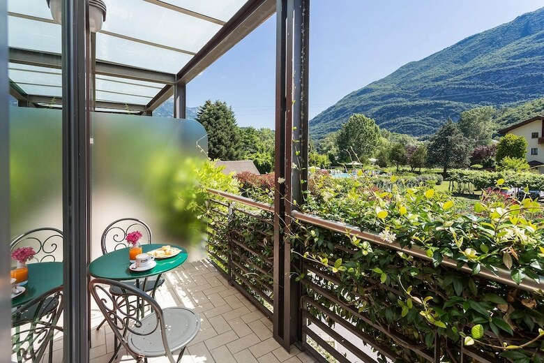 Hotel Due Laghi