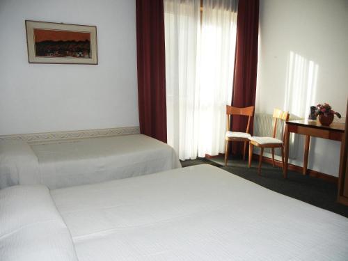 Hotel Albergo Miralaghi