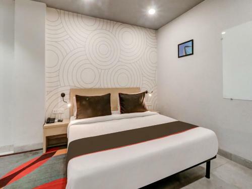 Hotel Collection O 163 Grey House