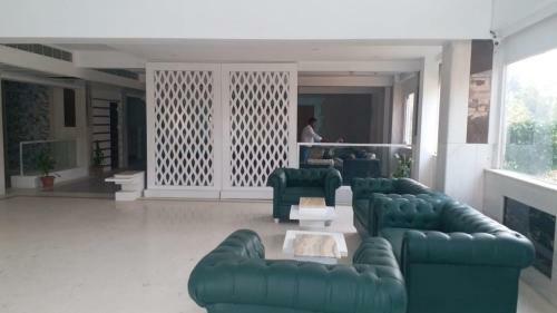 Hotel Zen Suites - A Unit Of Crown Imperial ,delhi