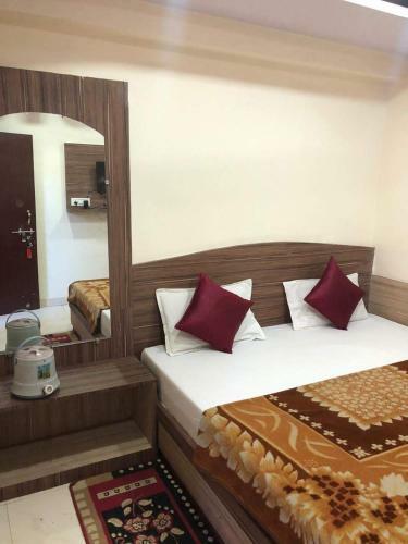 Vamoose Hotel Satpura