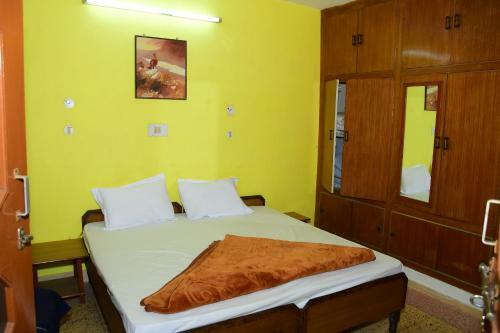 Hotel Holiday Home, Palampur