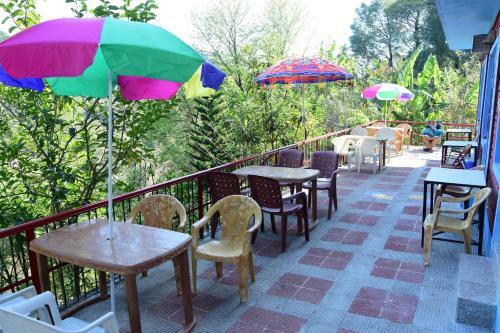 Hotel Holiday Home, Palampur